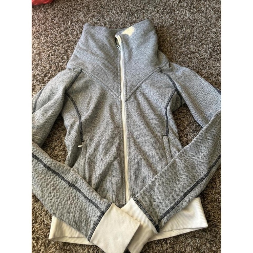 Lululemon Athletica Herringbone Cowl Neck Zip Up Jacket Women Size 4